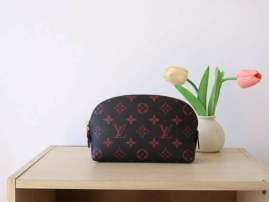 Picture of Louis Vuitton Wallets _SKUfw197605342fw